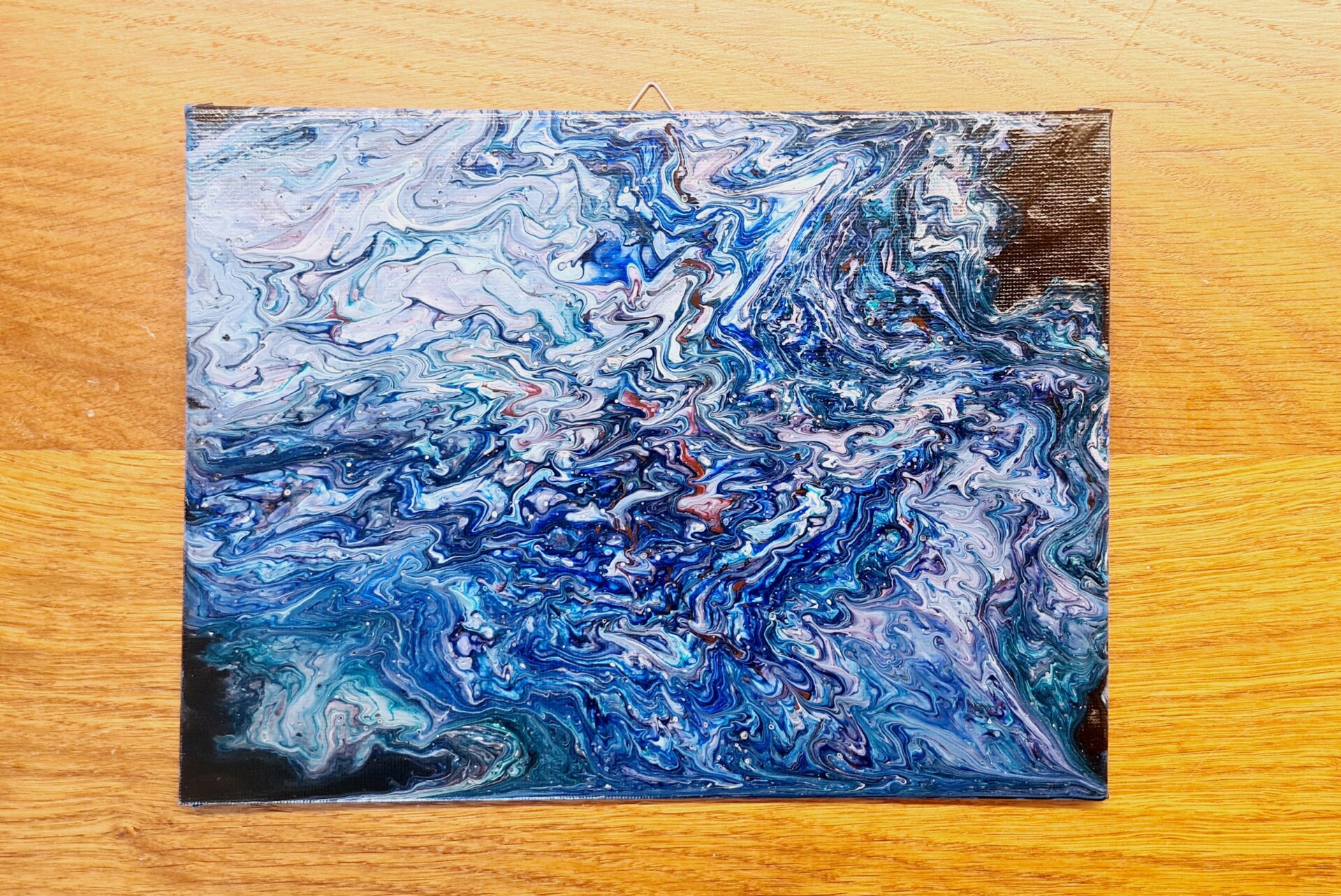 Acrylic pouring: Deep Waters | #LRCrafts